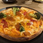 札幌海鮮丼専門店 すしどんぶり - 海鮮ピザ