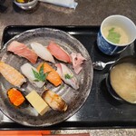 昭和 Dining - ランチ10貫