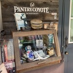 パントリー コヨーテ - 