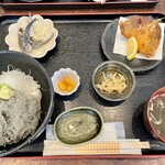 めしや　大磯港 - 