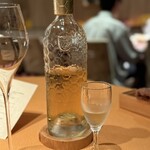 モノリス - 着席すると冷たいハーブティのサービス‼️