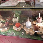 ポムダムール トーキョー 池袋パルコ店 - ディスプレイ