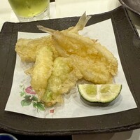 神泉いちのや - キスとアスパラの天ぷら