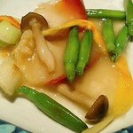 中国料理 神戸壺中天 - 北寄貝の炒め物