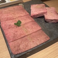 焼肉 黒田 - 
