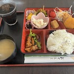 苗穂通り しあわせ食堂 - 