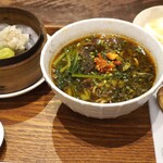 騒豆花 - 料理写真:牛肉麺セット　　1,880円