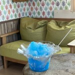 ネコリパブリック 千葉 CAFE&CATS MOFMOF - 料理写真:かき氷(ブルーハワイ)