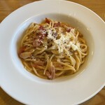 モダンパスタ - 料理写真:トマトカルボナーラ♪生パスタチョイス。乾麺も選べるよ。