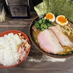 神田ラーメン わいず - 