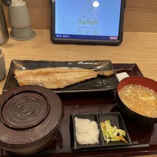 炭火焼き定食・居酒屋 炭田屋_2