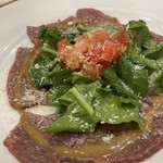 パステリア地中海 - 牛肉のカルパッチョ　クレソンと牛肉がマッチ
