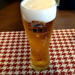 牡蠣とワインのある店 湾岸食堂 - 昼間っからの生ビール♪