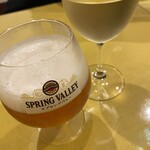 パステリア地中海 - よなよなエール(群馬)、グラスワイン(白)