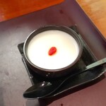 担担麺や 天秤 - 杏仁豆腐