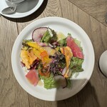 SALON BUTCHER & WINE - 