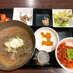 KOREAN DINING 長寿韓酒房 - 