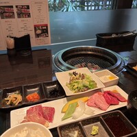 焼肉 青山外苑 - 