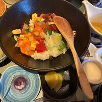 大山鶏と鮮魚 居酒屋 まいか - 