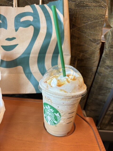 STARBUCKS Jei Aaru Tokai Shin Osaka Eki Shinkansen Rachinai Ten photo 2