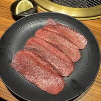 中目黒焼肉 登牛門 - 