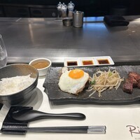 神戸牛 鉄板焼 リオ 大阪御堂筋店 - 