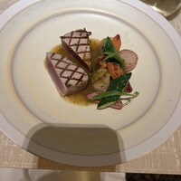 ベージュ アラン・デュカス 東京 - 