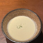 江坂ビストロ リアン - とうもろこしとキャベツの冷製スープ。美味しい！