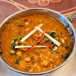 マザーインディア - チキンとレンズ豆のカレー