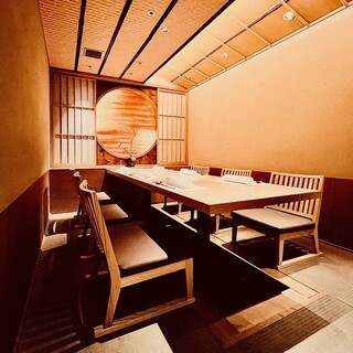 個室2名様~4名様ご案内