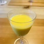 柚木元 - ⑪【箸休】
      朝採れゴールドラッシュ（玉蜀黍）のジュース