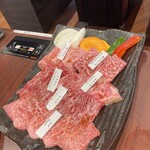 焼肉銀山和牛 - 