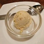 ハリマ・ケバブ・ビリヤニ - デザートアイスクリーム