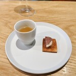 idematsu - ヤマグマとクラッカー・キジバトのジビエスープ