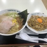 とんちき麺 - 