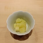 鮨結う遥 - 自家製ガリ