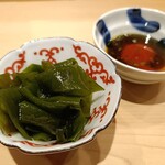 鮨結う遥 - 三陸産の生ワカメ