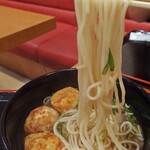 まねきダイニング - 麺はやはり中華麺