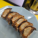 味心 - 手作り餃子　380円