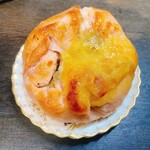 パン工房 ブランジェリーケン - 桃とアールグレイカスタード桃クリームクレームサワーベーグル(480円)