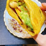 パン工房 ブランジェリーケン - えびアボカドカボチャラップ(390円)