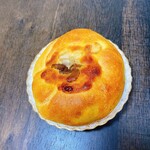 パン工房 ブランジェリーケン - かぼちゃあんと栗・さつまいもダイスのベーグル(420円)