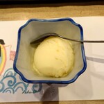 金太郎寿し - デザートのシャーベット