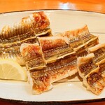 居食屋 侍々 - 特産大あなごの白焼①