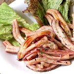 馬肉と牡蠣の創作バル motto. - ゲソのにんにく醬油