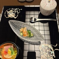 日本料理 初海 - 