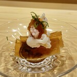 すしのいずみ - マゴチの煮凝りと剣先イカのゲソ、タマネギポン酢