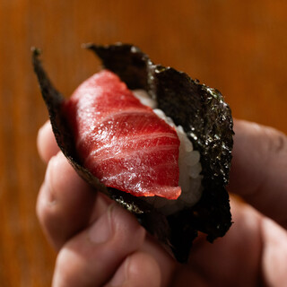 定額システムで実質食べ飲み放題！？心配無用の驚きサービス◎