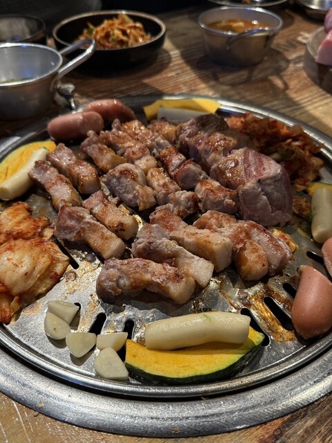 Korean Yakiniku Sanzoku