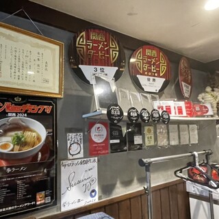 拳ラーメン_2